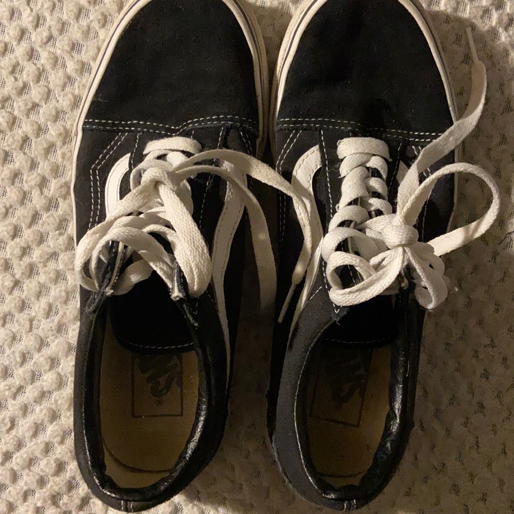 black old school tie vans